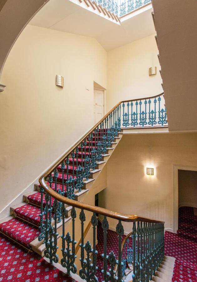 Parliament Sq Apartment Единбург Екстериор снимка